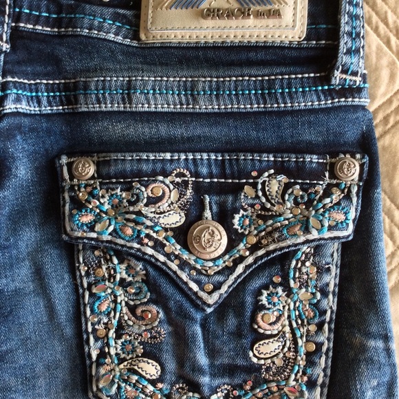 Pants - BEAUTIFUL NWT GRACE IN AL SHORTS